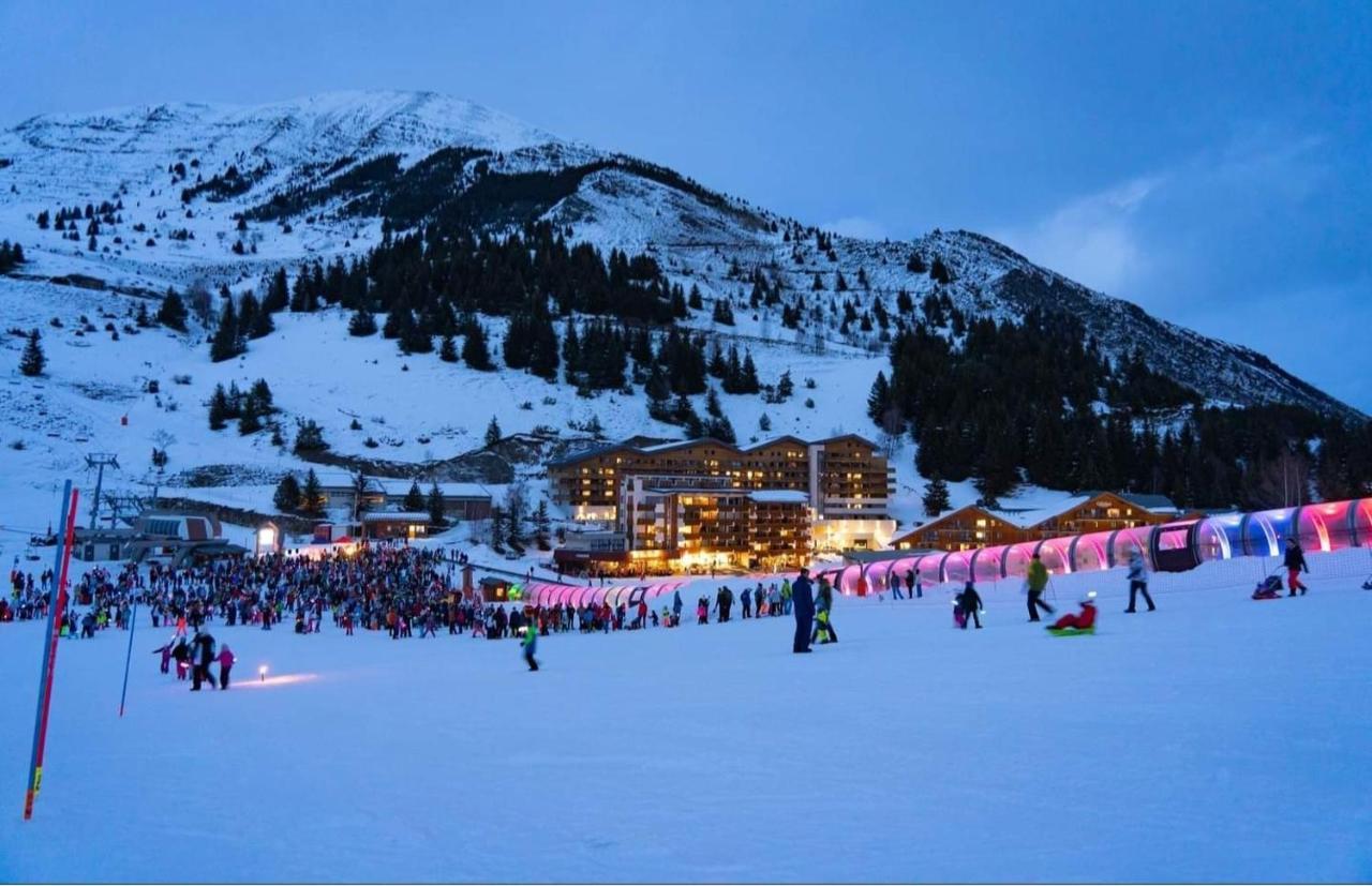 شقة Auris Les Gentianes Station Alpe Huez المظهر الخارجي الصورة